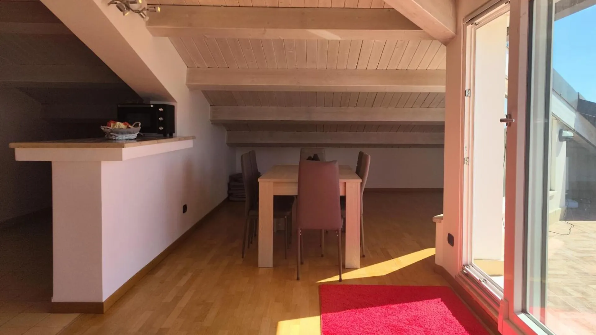 Rotolo Suite 601 CTA Katánie